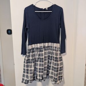 Kate Quinns Women Dress